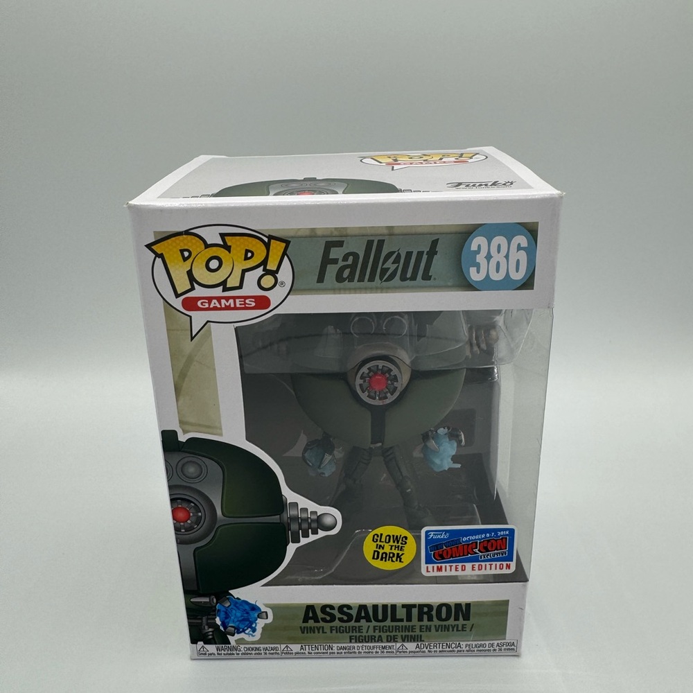 Funko POP! Games Fallout Assaultron #386 (GITD) [2018 NYCC Exclusive]